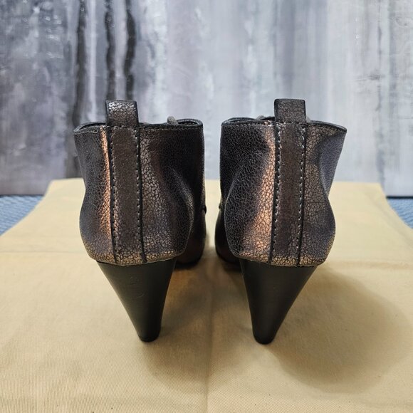 NWT Forever 21 Metallic Pewter Vegan Leather Pointed Toe Stiletto Heel Boots - Picture 5 of 8
